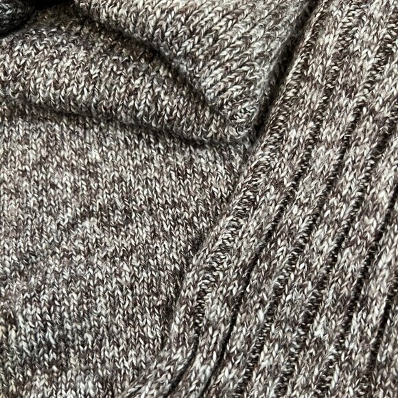 Women's Elegant High-Neck Ribbed Sweater - Soft All-Season Pullover, High Neck - Picture 5 of 5